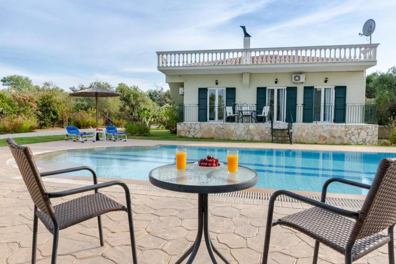 Villa Adonis Halikounas المظهر الخارجي الصورة