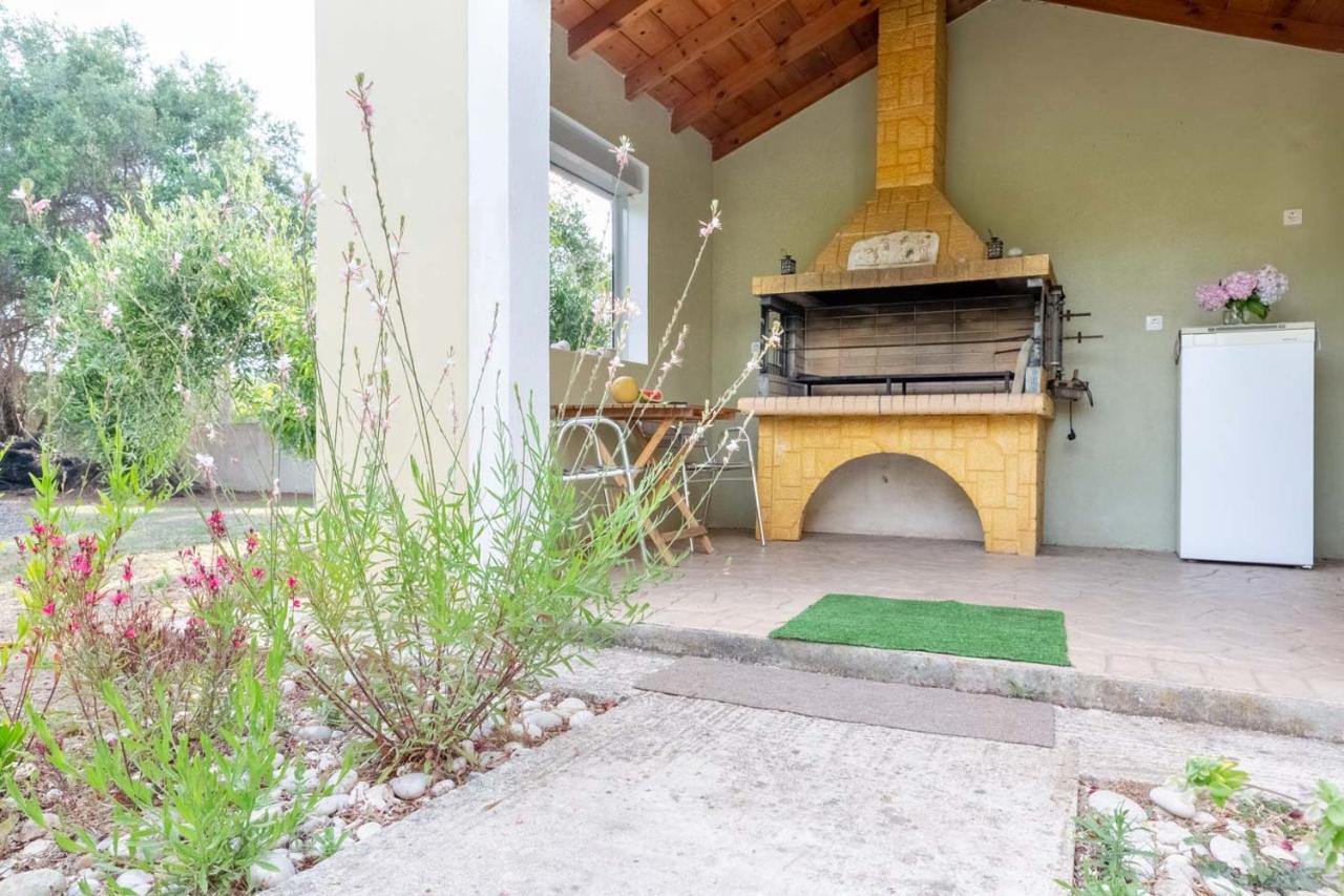 Villa Adonis Halikounas المظهر الخارجي الصورة